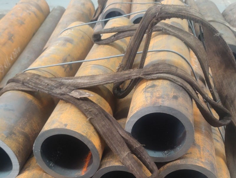 丰满15CrMoG无缝钢管切割