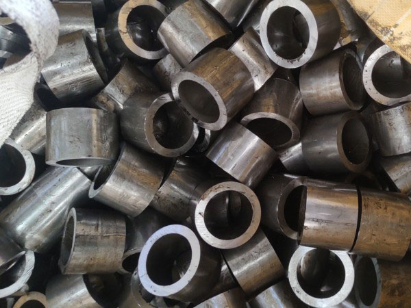 丰满无缝钢管切割